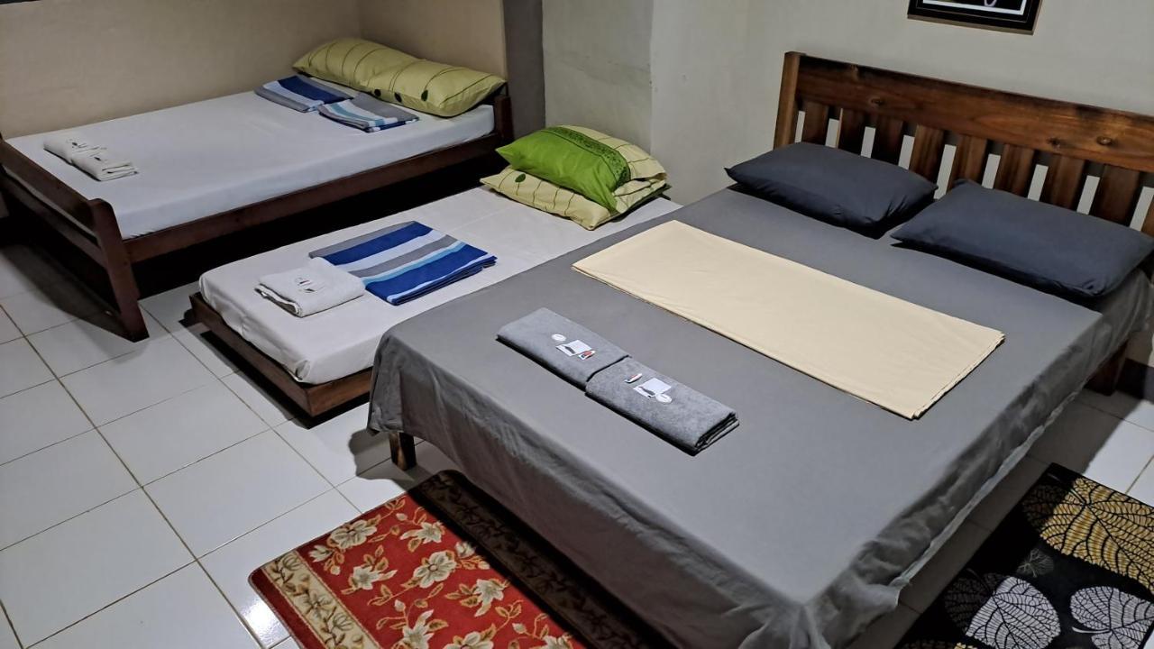 Dalinda'S Homestay Puerto Princesa Esterno foto